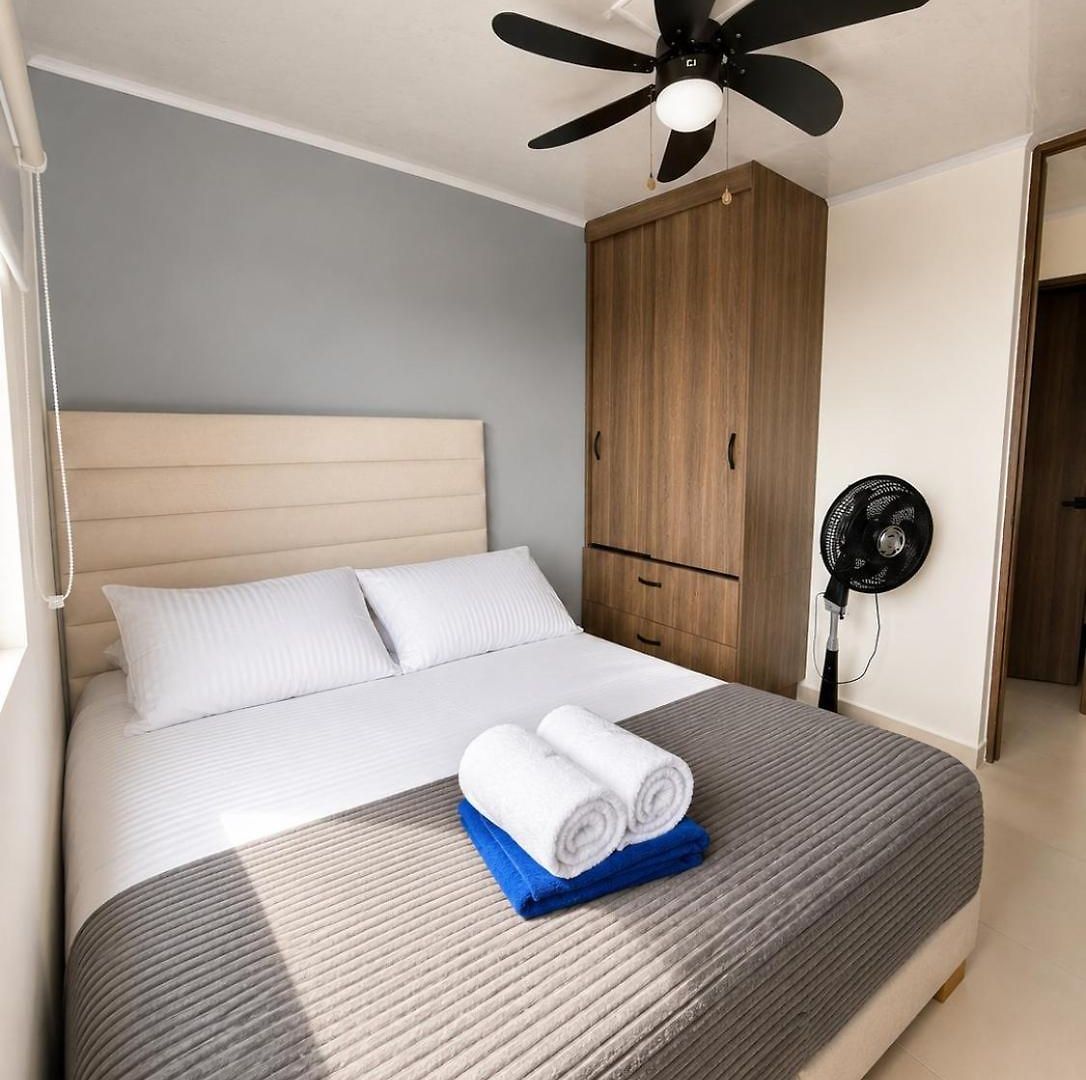Coastal Blush, Sea View, Terrace & Pool Cartagena